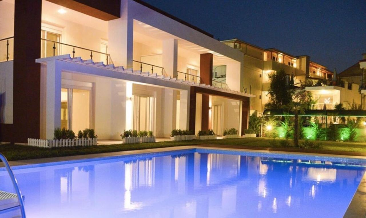 Ellinfos Aparthotel Ханиоти Екстериор снимка